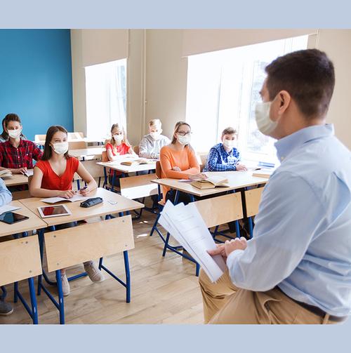 Supporting Classroom Discussions in Remote and In-Person Learning Contexts